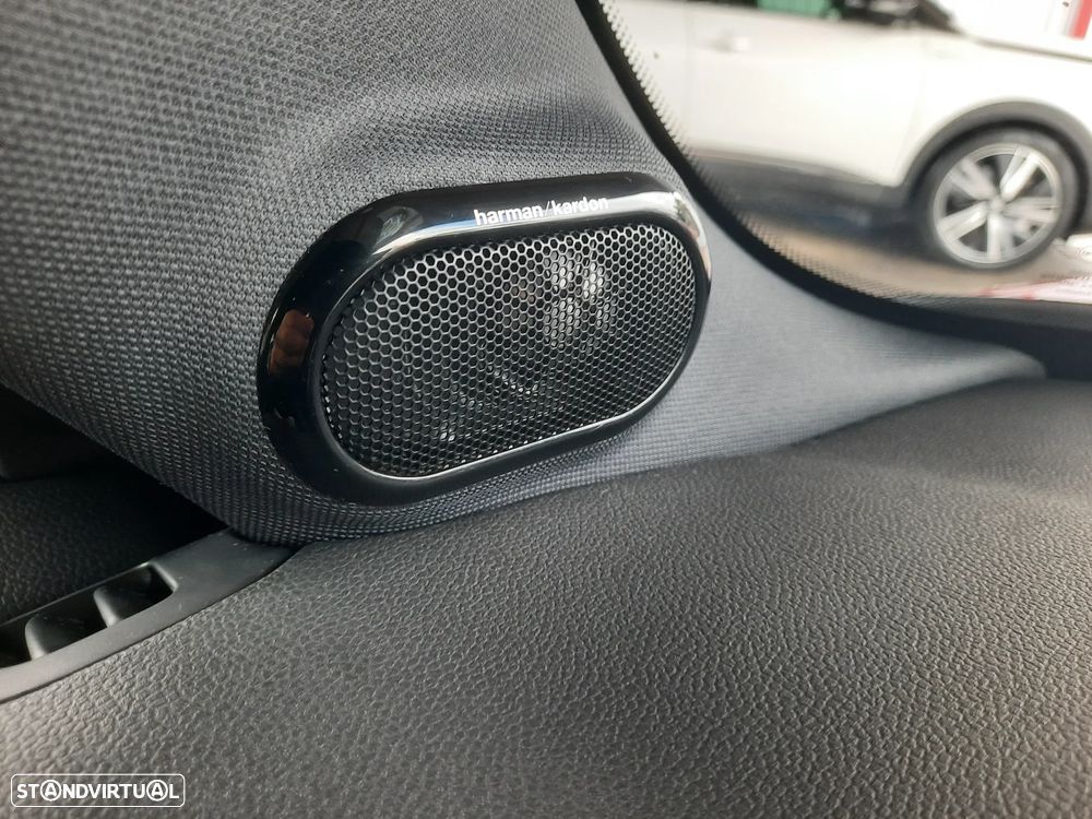 MINI 3 Portas Cooper SE Premium Extra Resolute Edition - 29