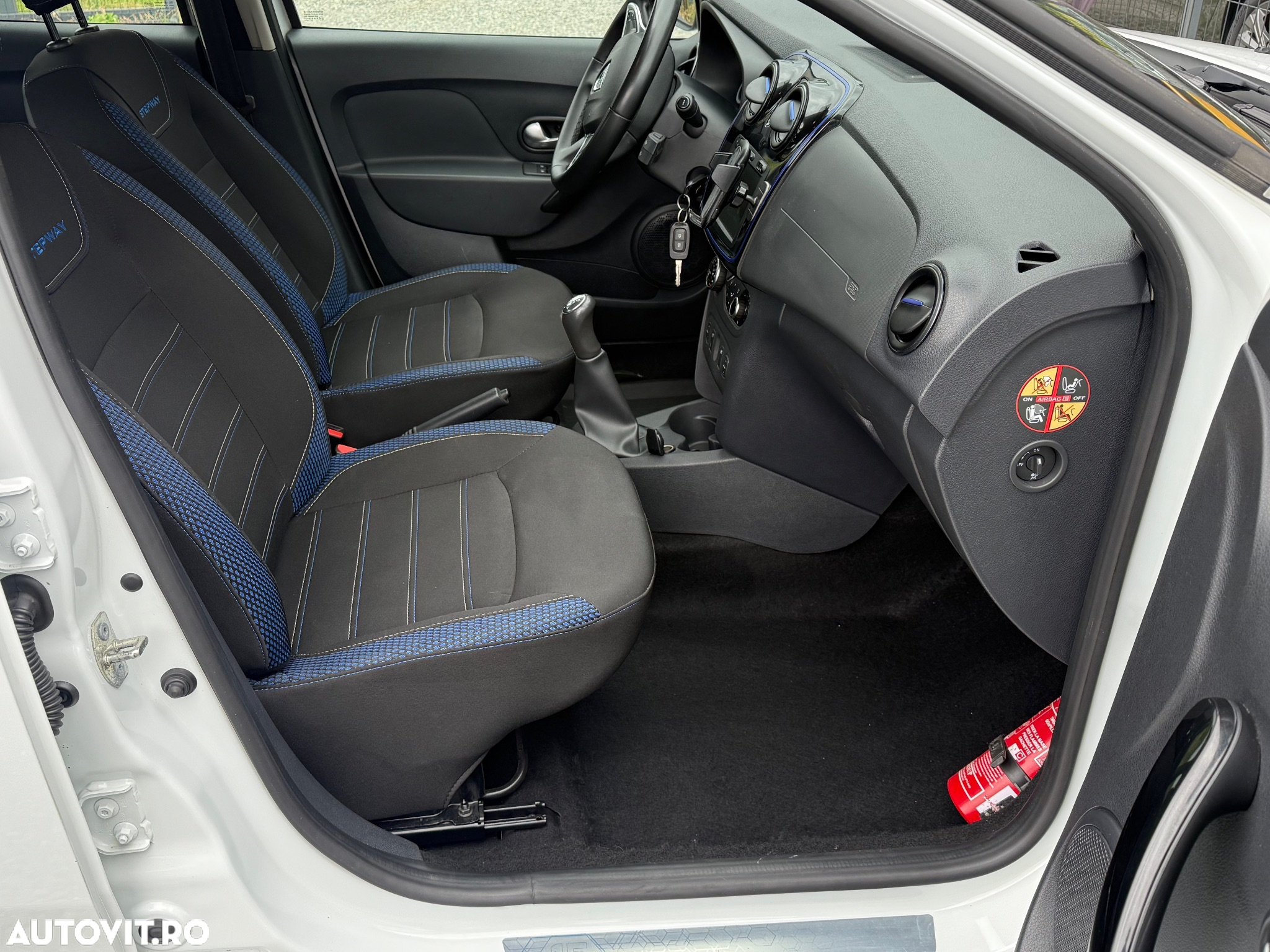 Dacia Sandero Stepway Blue dCi 95 Celebration - 15