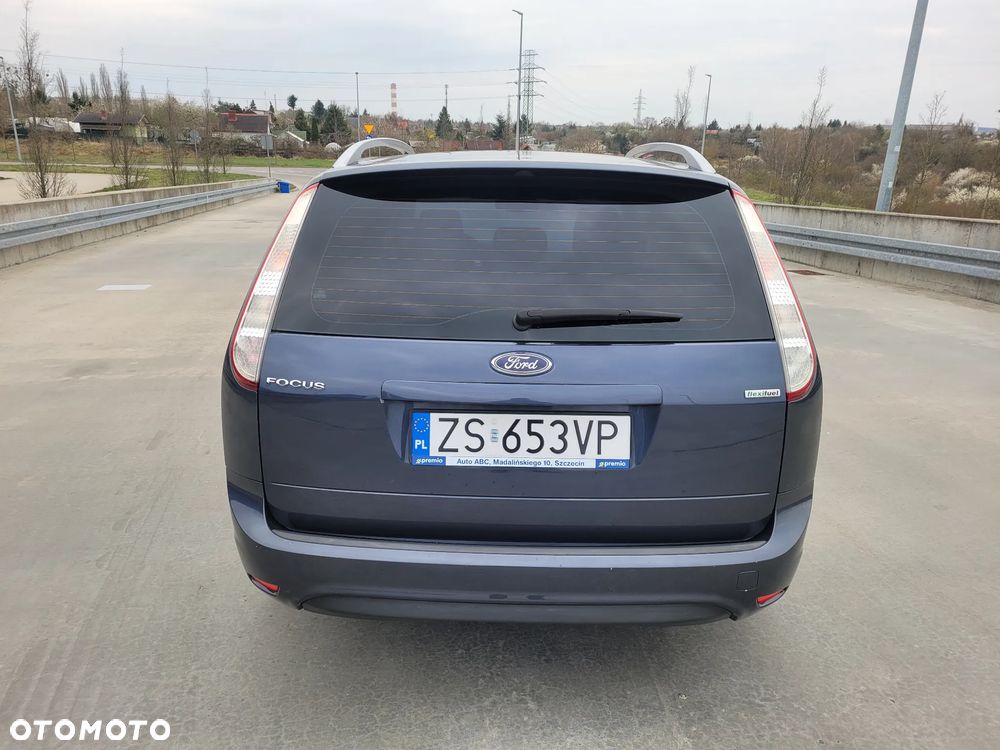 Ford Focus 1.8 Style - 15