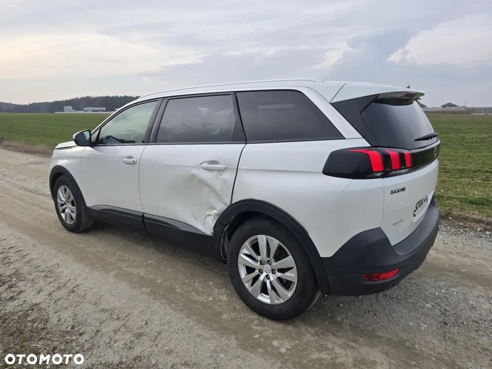 Peugeot 5008 1.5 BlueHDI Allure S&S EAT8 - 5