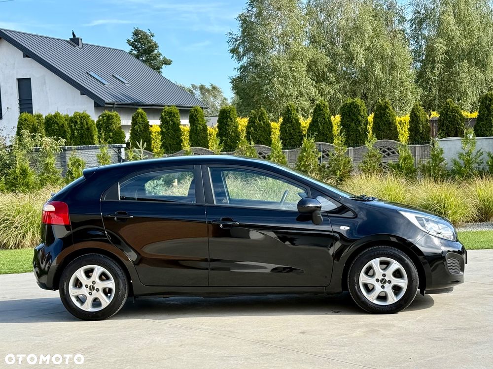 Kia Rio 1.2 Attract - 6