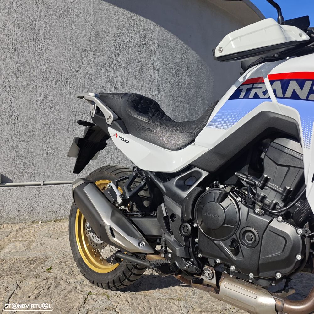 Honda Transalp 750 - 10