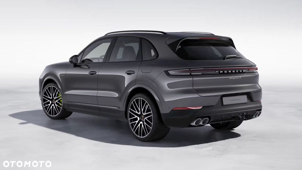 Porsche Cayenne - 4