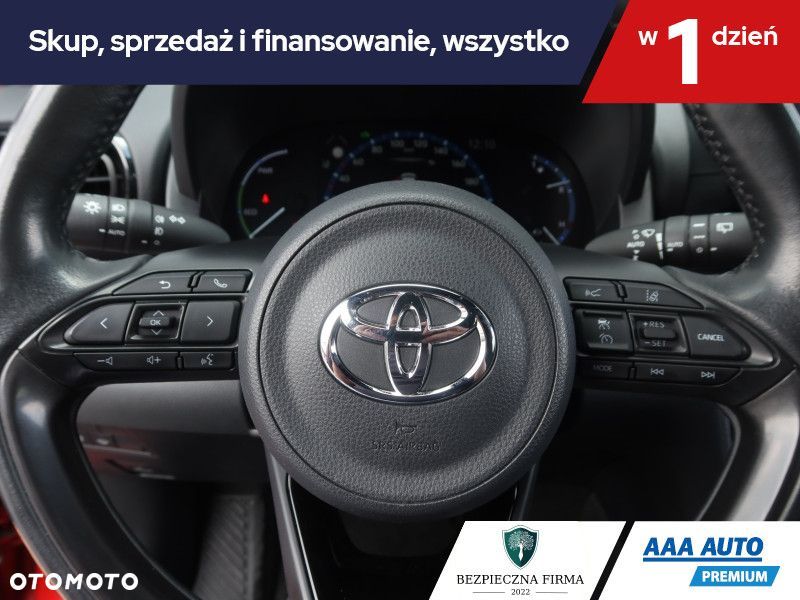 Toyota Yaris Cross - 18