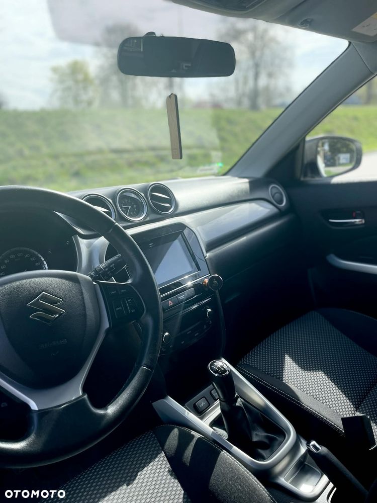Suzuki Vitara 1.6 Premium 2WD - 5