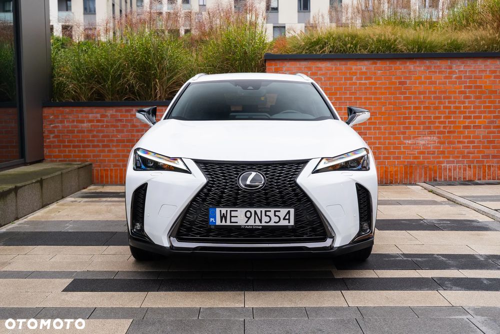 Lexus UX 250h GPF F Sport AWD - 6