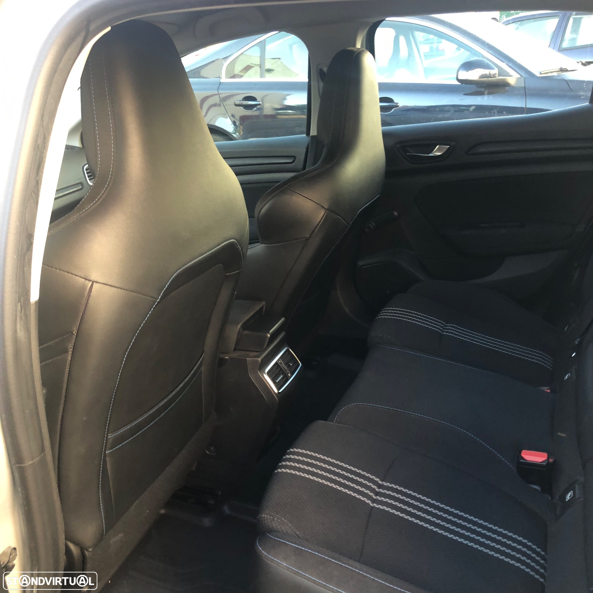 Renault Mégane 1.5 Blue dCi Zen - 8