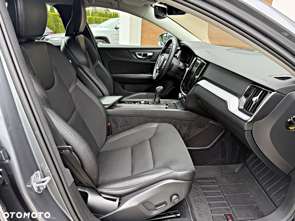 Volvo V60 D4 Drive-E Dynamic Edition (Momentum) - 23