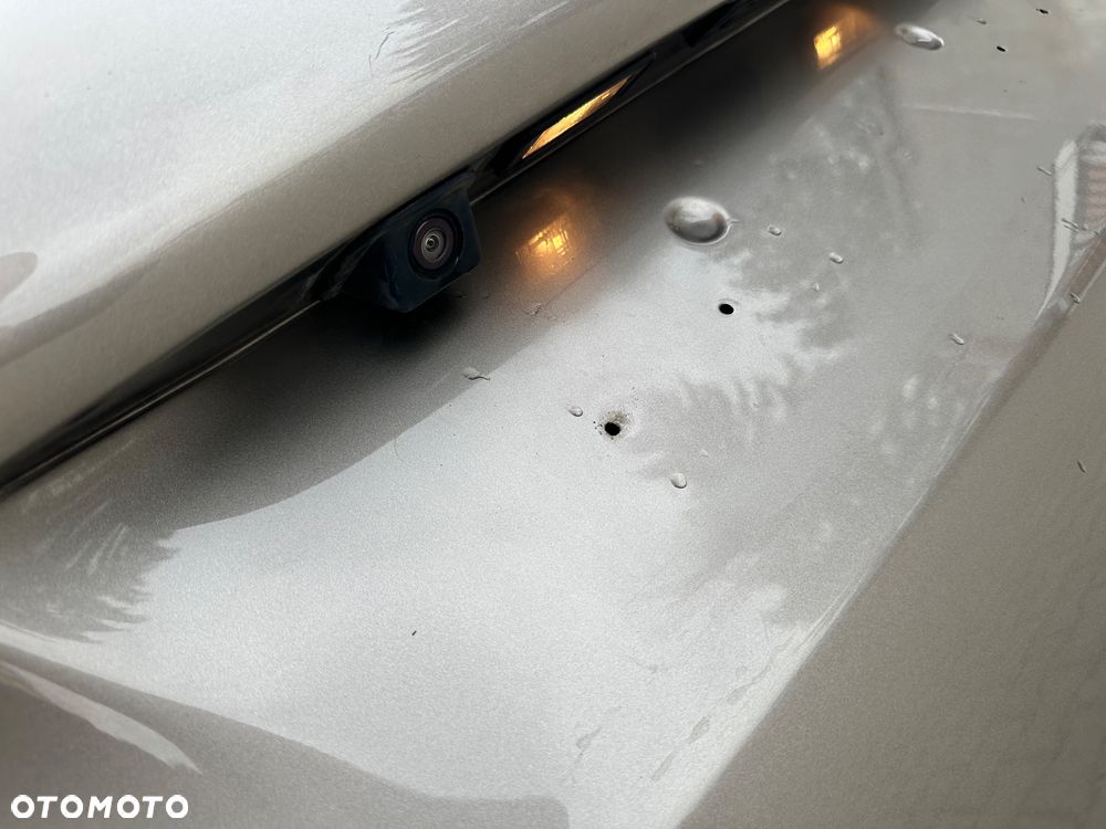 Peugeot 2008 BlueHDi 100 STOP & START Allure - 26