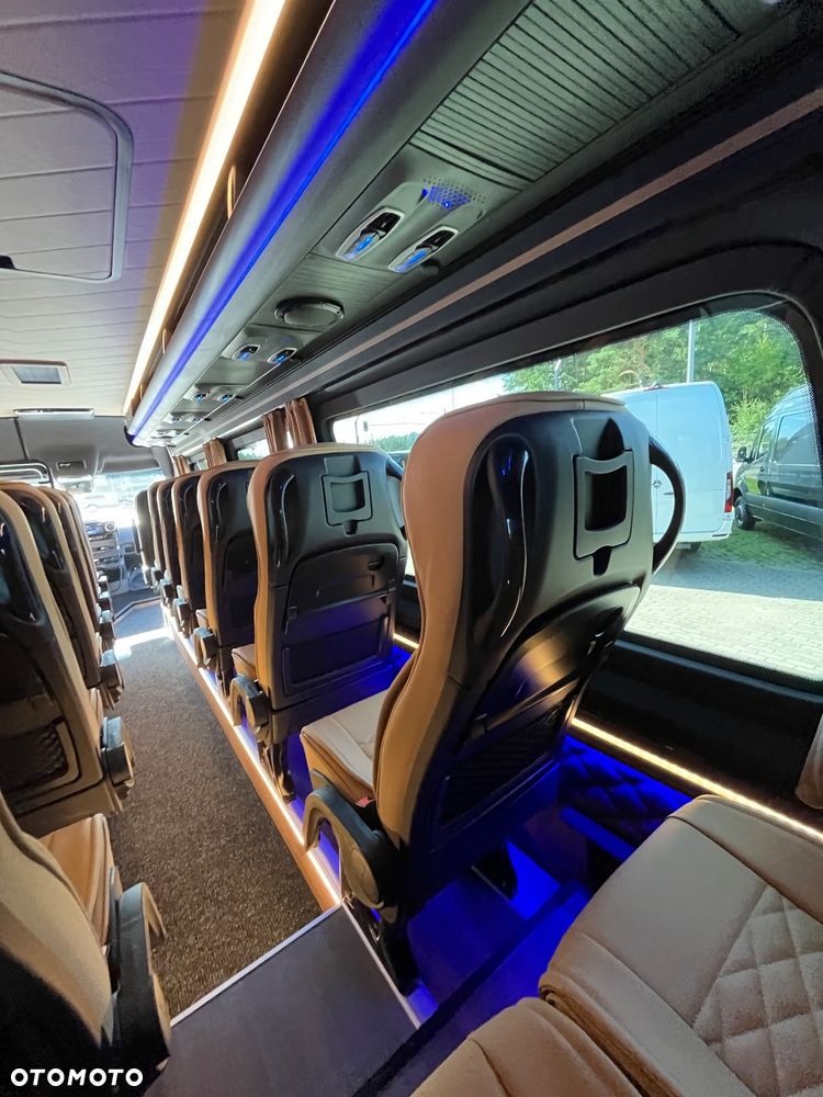 Mercedes-Benz Sprinter 519 - 17