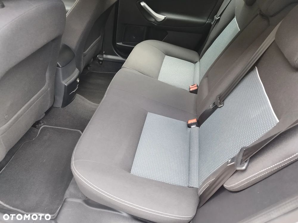 Ford Mondeo 2.0 TDCi Titanium S - 13