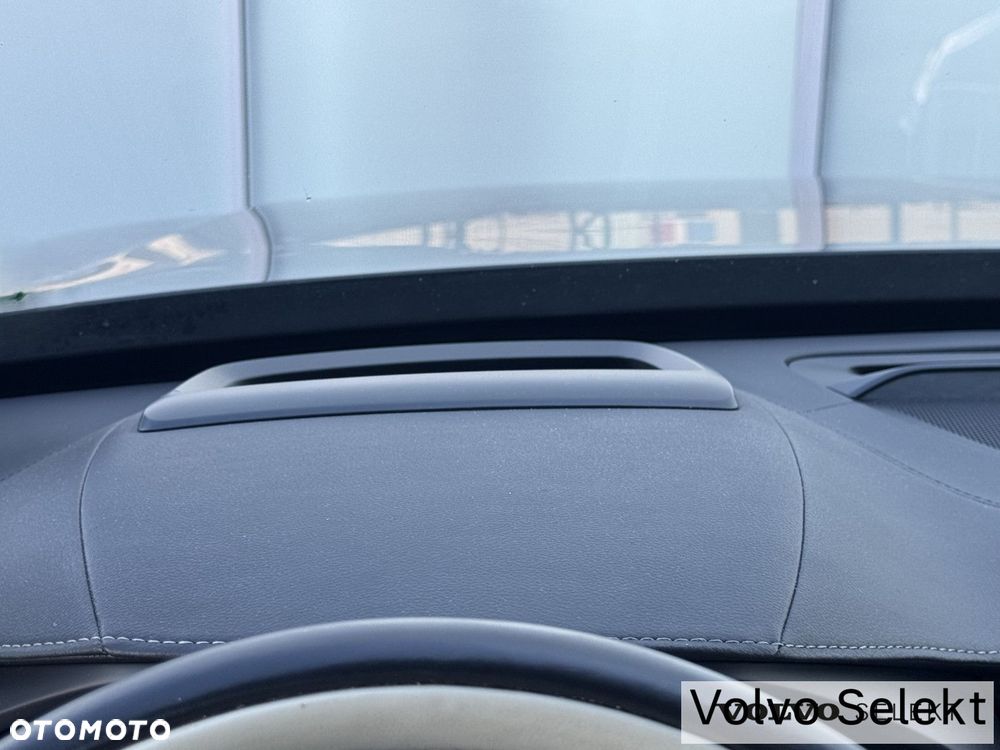Volvo XC 90 - 36