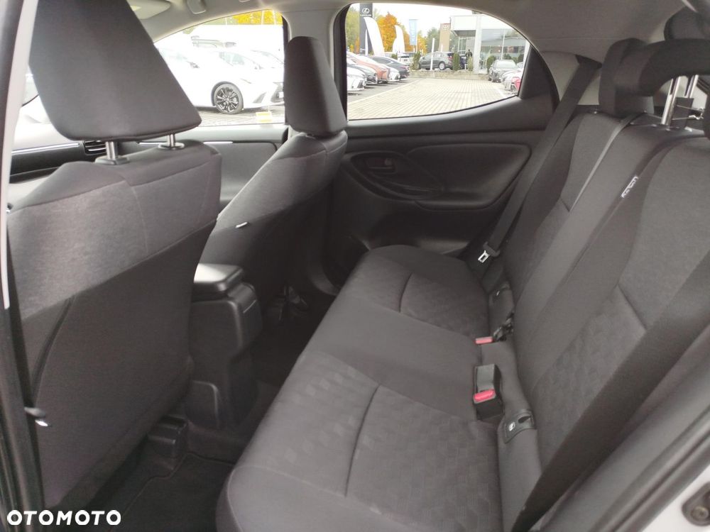 Toyota Yaris - 15
