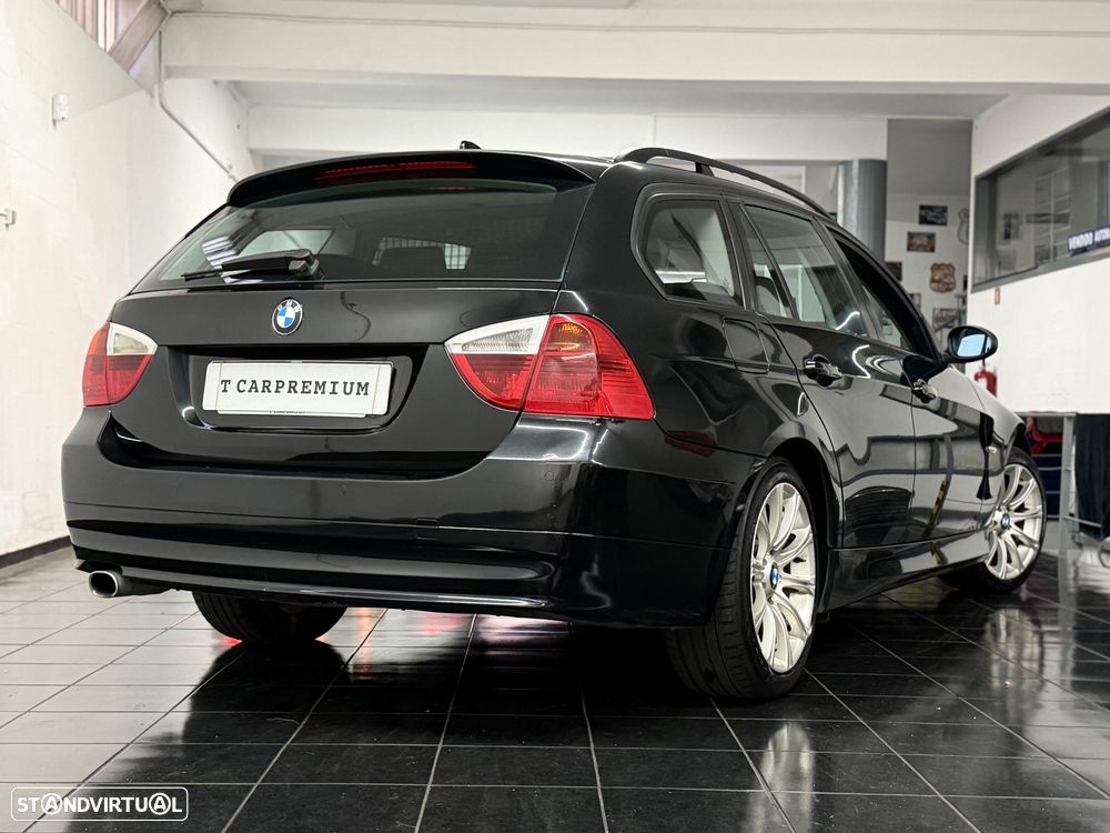 BMW 318 d Navigation Sport - 8