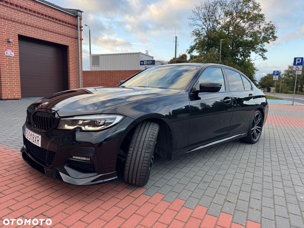 BMW Seria 3 2022 photo 3