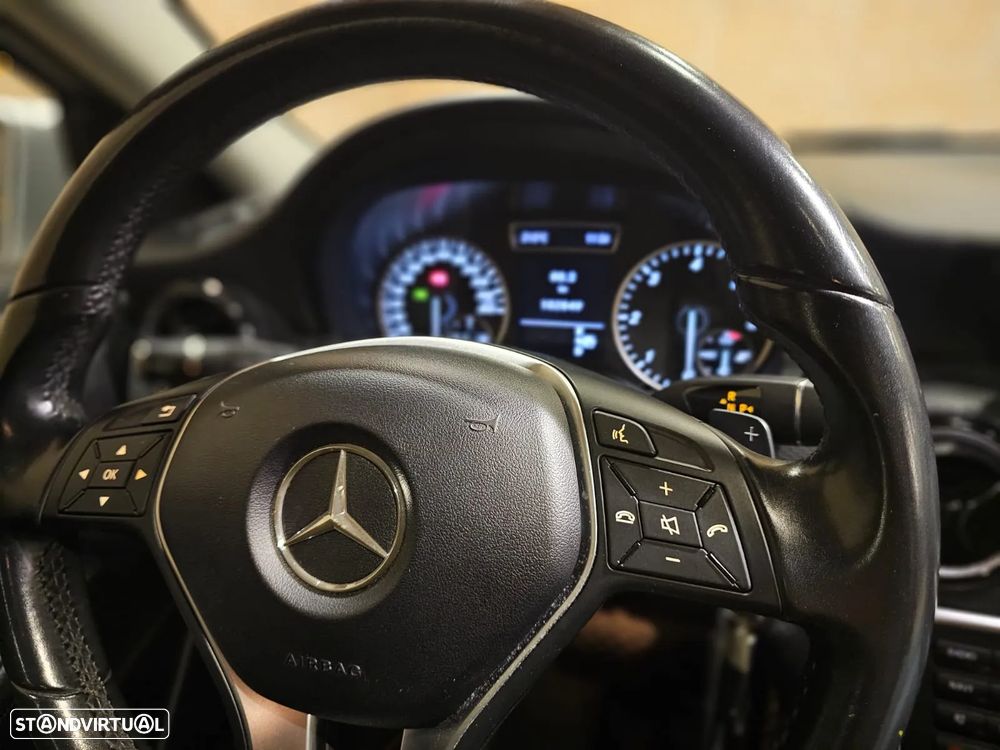 Mercedes-Benz A 180 - 33