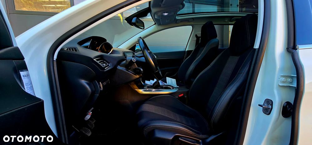 Peugeot 308 BlueHDi 130 Stop & Start Allure Pack - 23