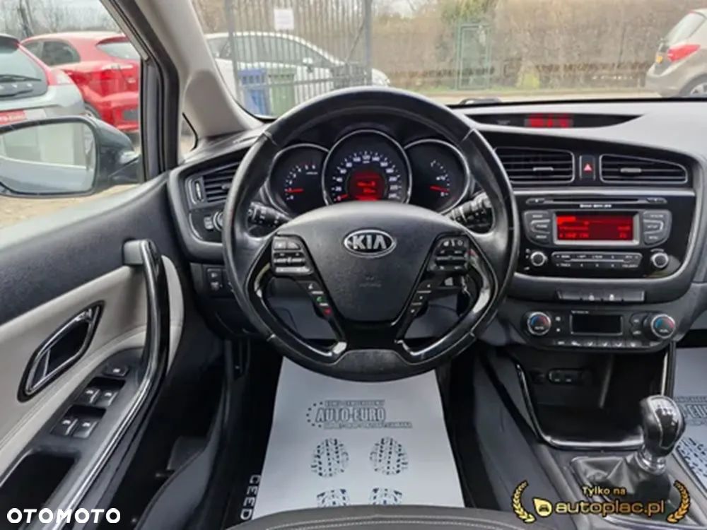 Kia Ceed 1.6 CRDi XL - 33