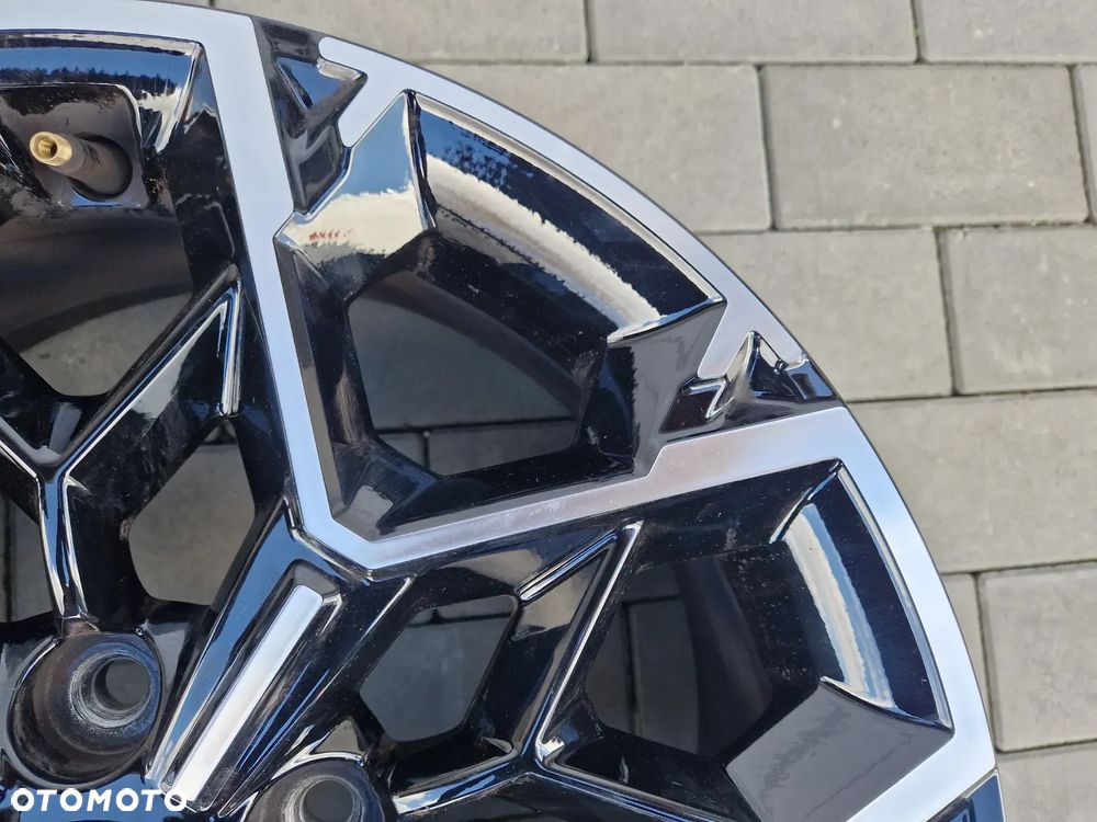 FELGA KIA CEED III PROCEED 7Jx17H2 ET53 5X114,3 - 3