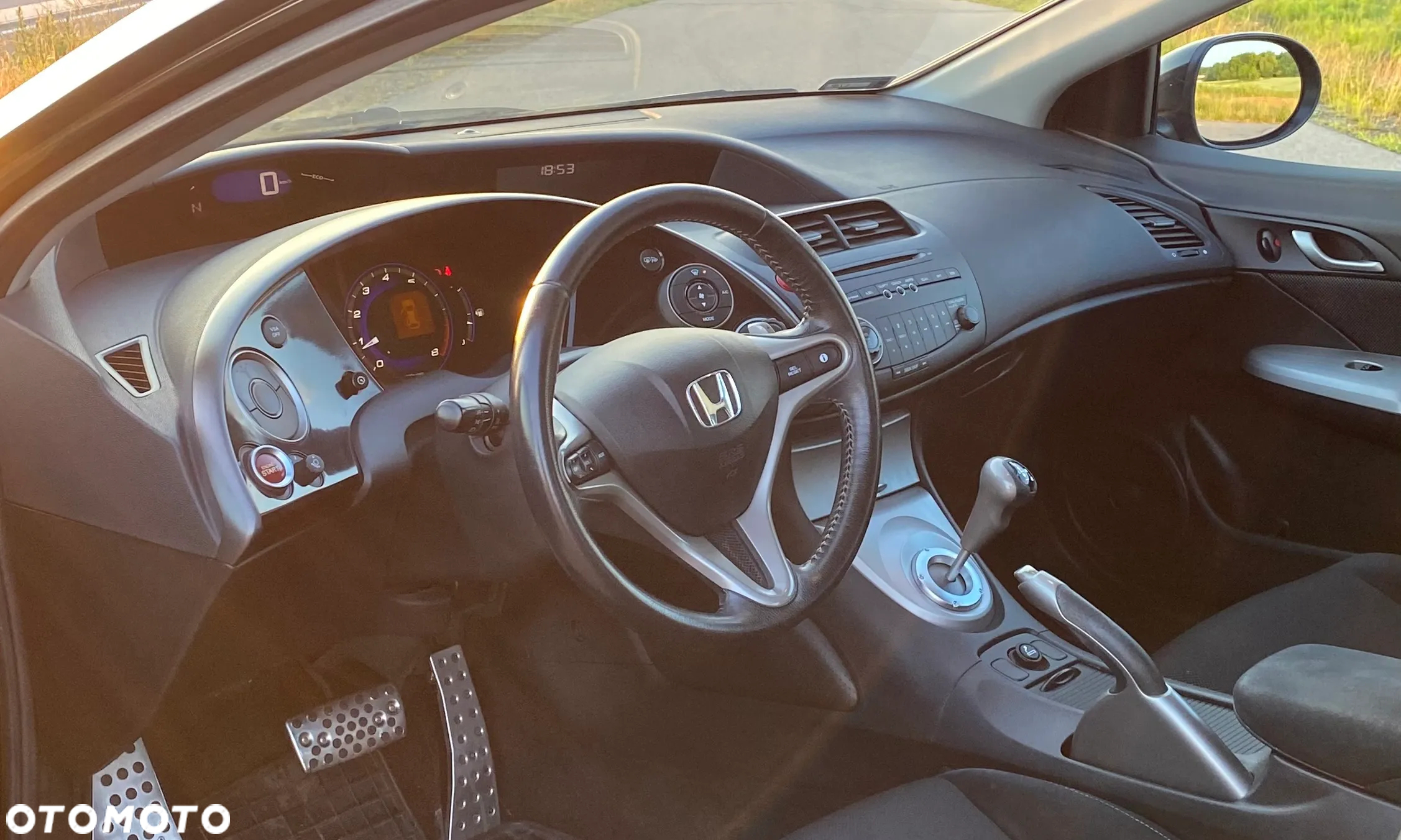 Honda Civic 1.8i-VTEC i-SHIFT Type S - 6