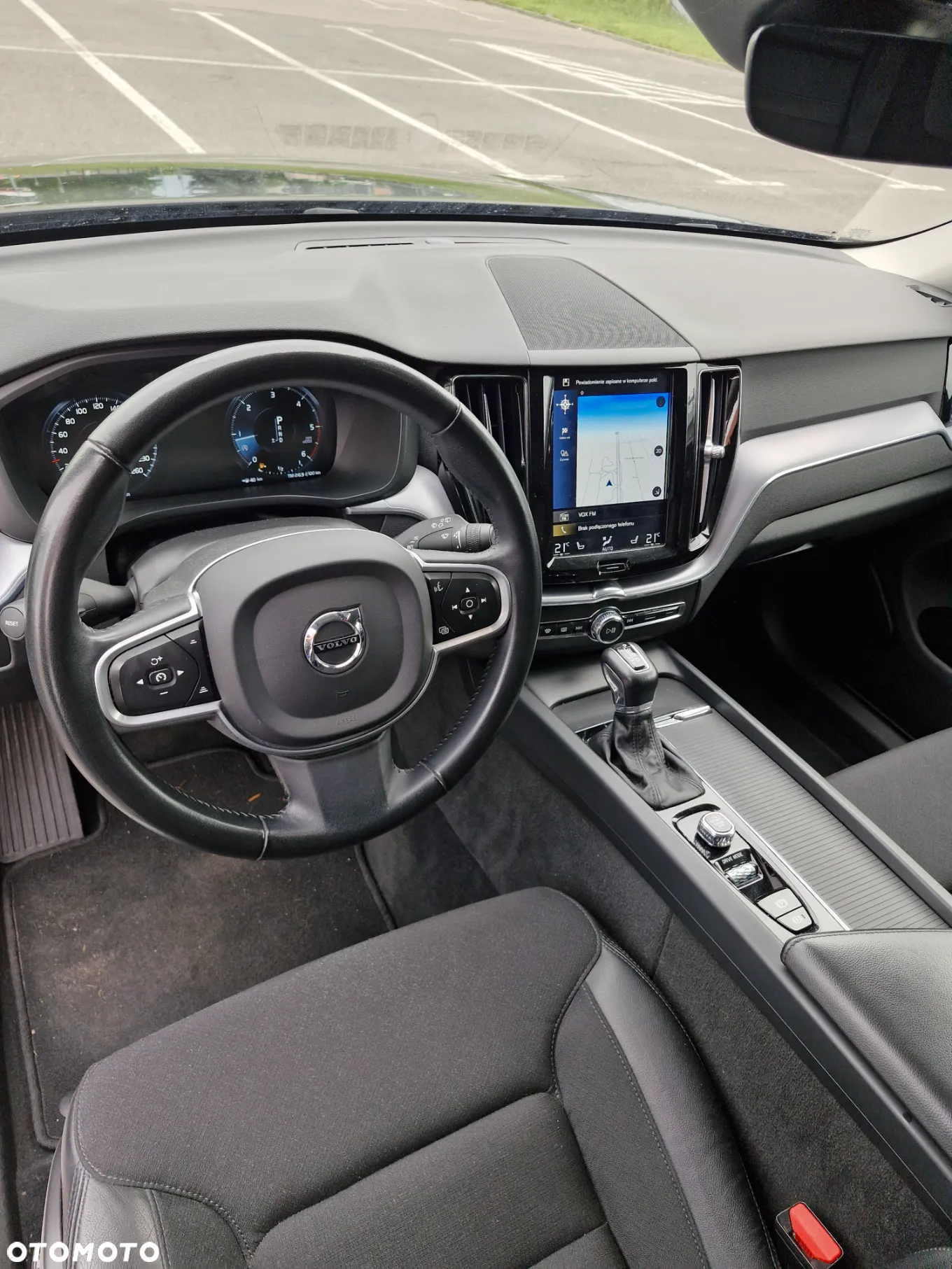 Volvo XC 60 D4 Momentum - 6