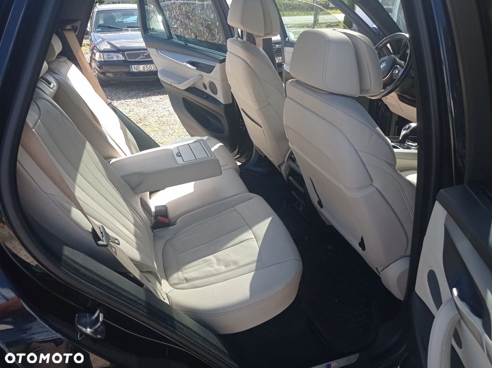 BMW X5 xDrive40d - 22