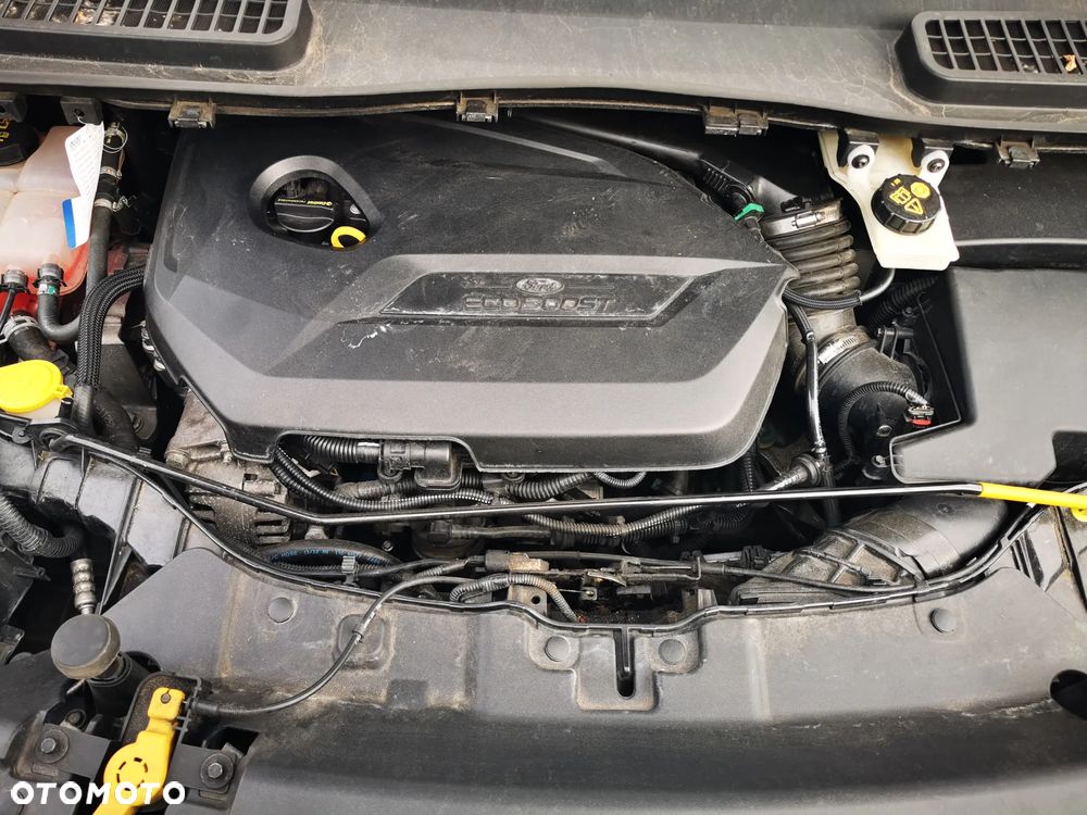 Ford Kuga 1.6 EcoBoost 2x4 Titanium - 15