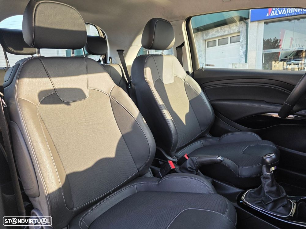 Opel Adam 1.0 T Black Jack - 23