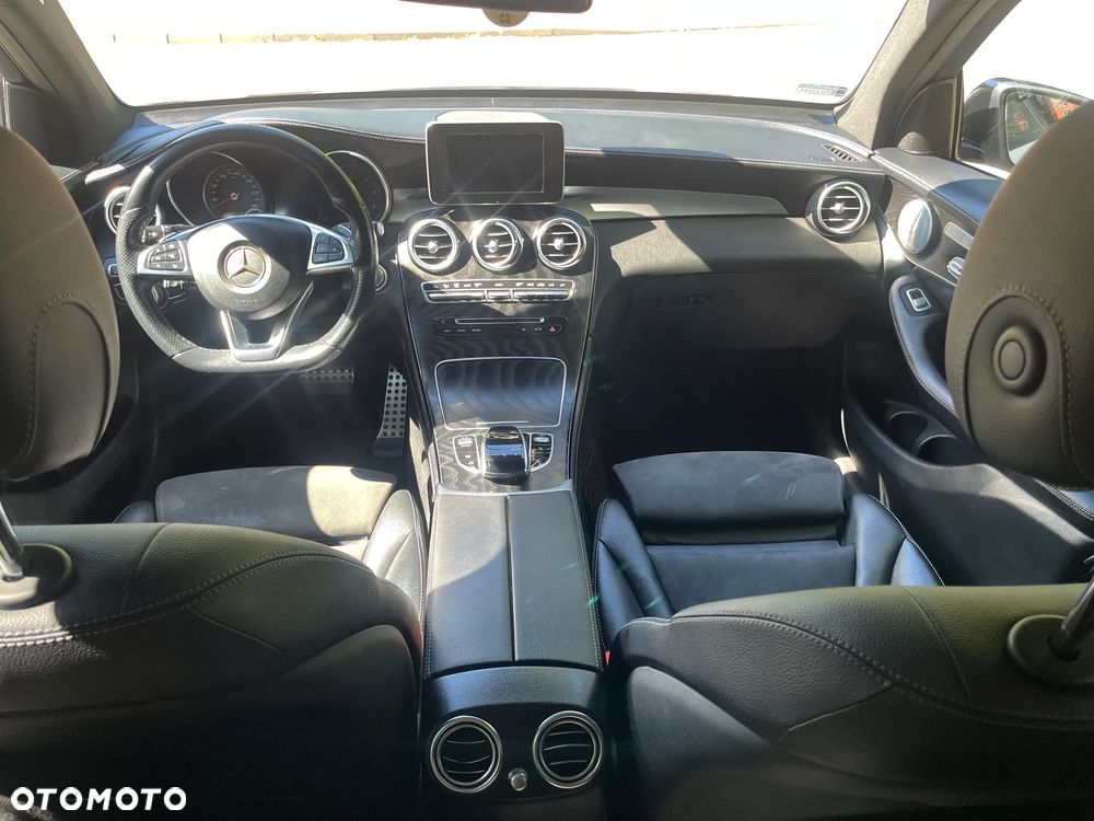 Mercedes-Benz GLC 220 d 4-Matic - 38