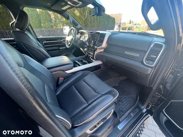 RAM 1500 Crew Cab Laramie - 16