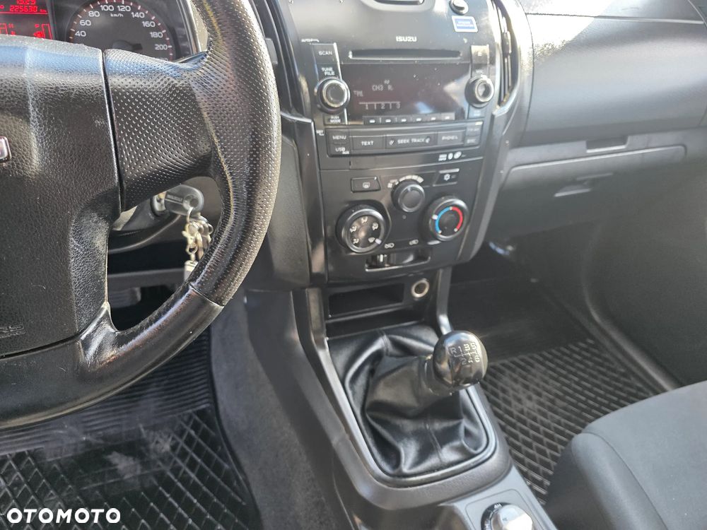 Isuzu D-Max 2.5 EC LS+ - 23