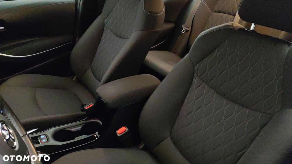 Toyota Corolla 1.8 Hybrid Active - 20