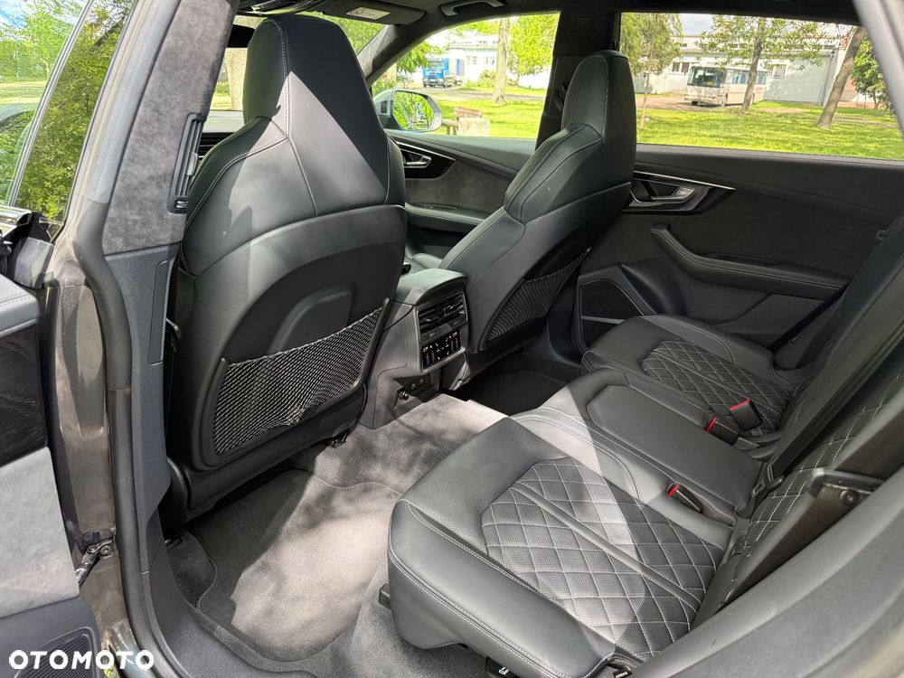 Audi SQ8 - 29