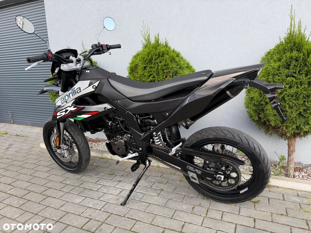 Aprilia SX - 7
