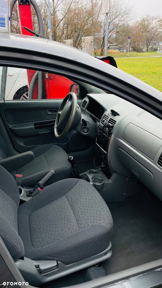 Kia Rio 1.5 SLX - 12