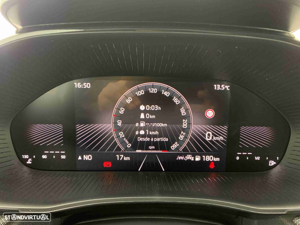 Skoda Fabia 1.0 MPI Selection - 4