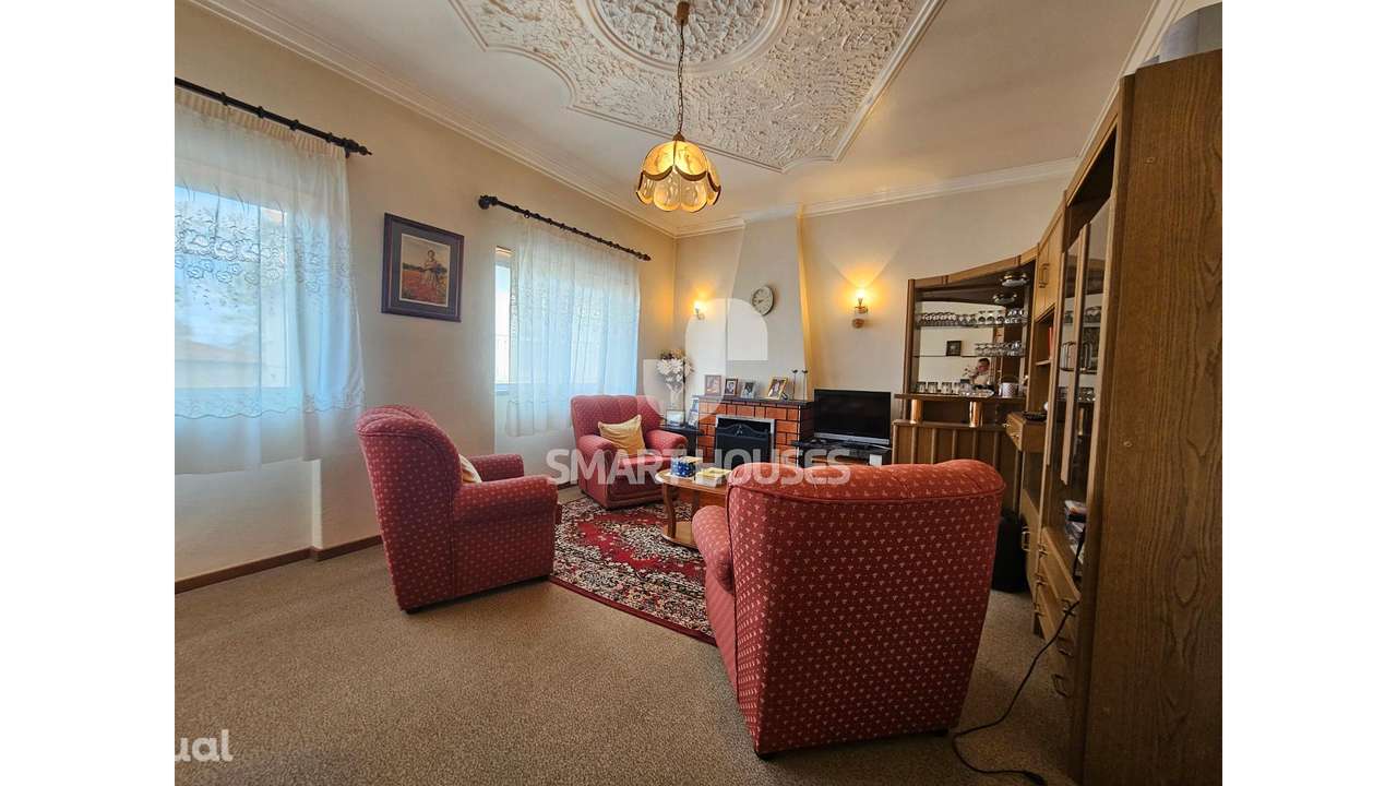 Moradia T4 Paradela c/ anexo e terreno - Grande imagem: 3/50