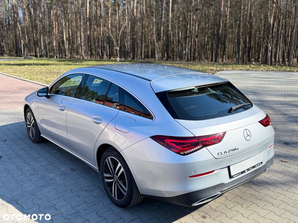 Mercedes-Benz CLA 250 e 8G-DCT Edition Progressive Line - 37