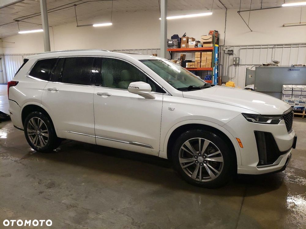 Cadillac XT6 - 3