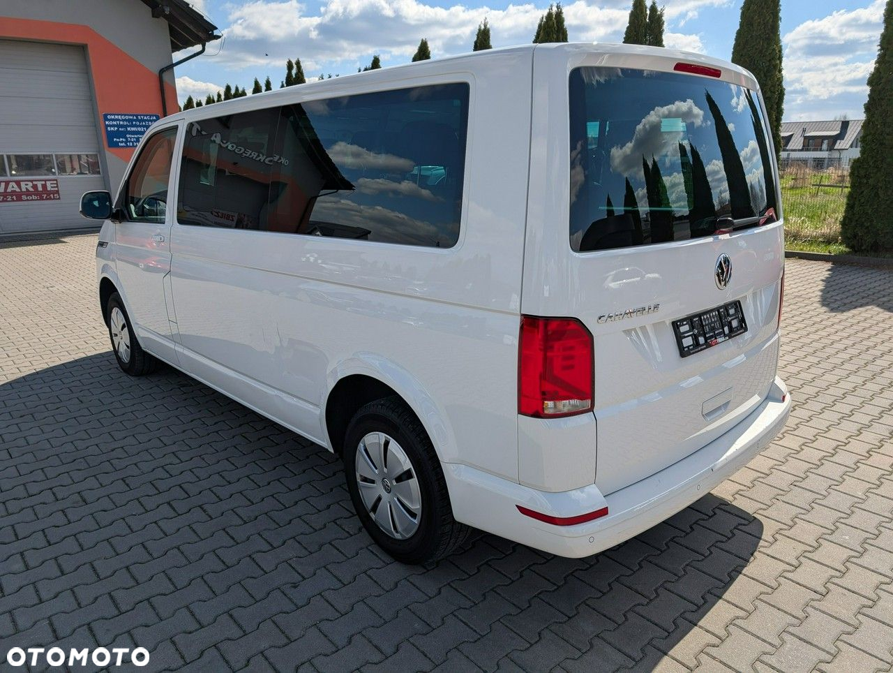 Volkswagen Caravelle - 4