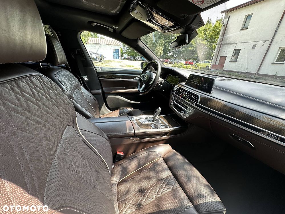 BMW Seria 7 740Le xDrive iPerformance - 18