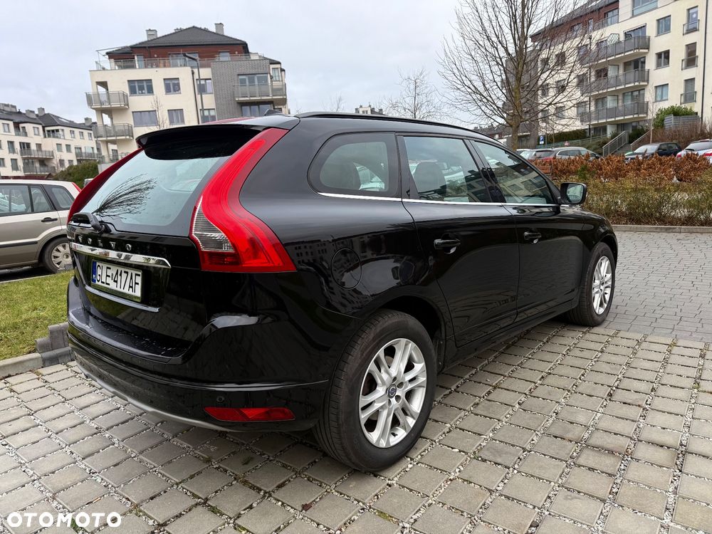 Volvo XC 60 D3 Geartronic Momentum - 5