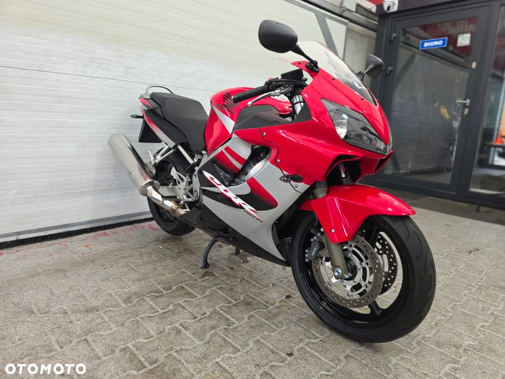 Honda CBR - 6