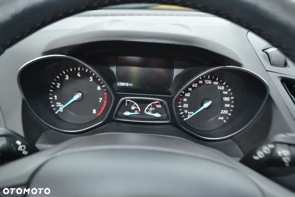 Ford Kuga 1.5 EcoBoost 2x4 Titanium - 18