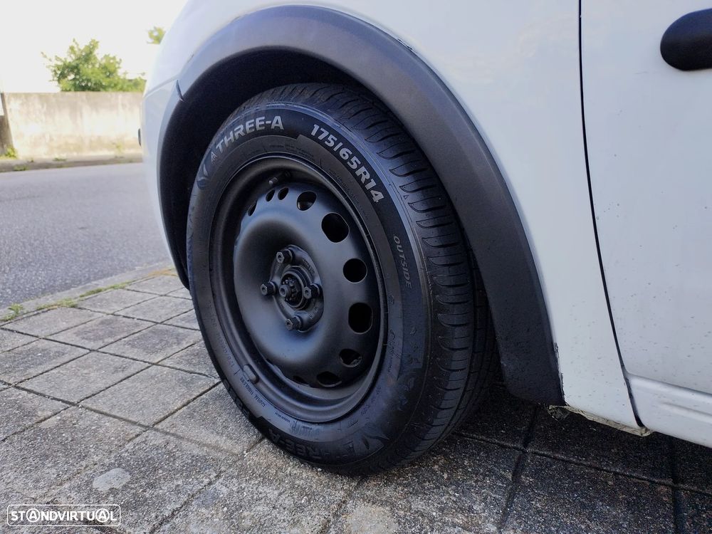 Opel CORSA - 33