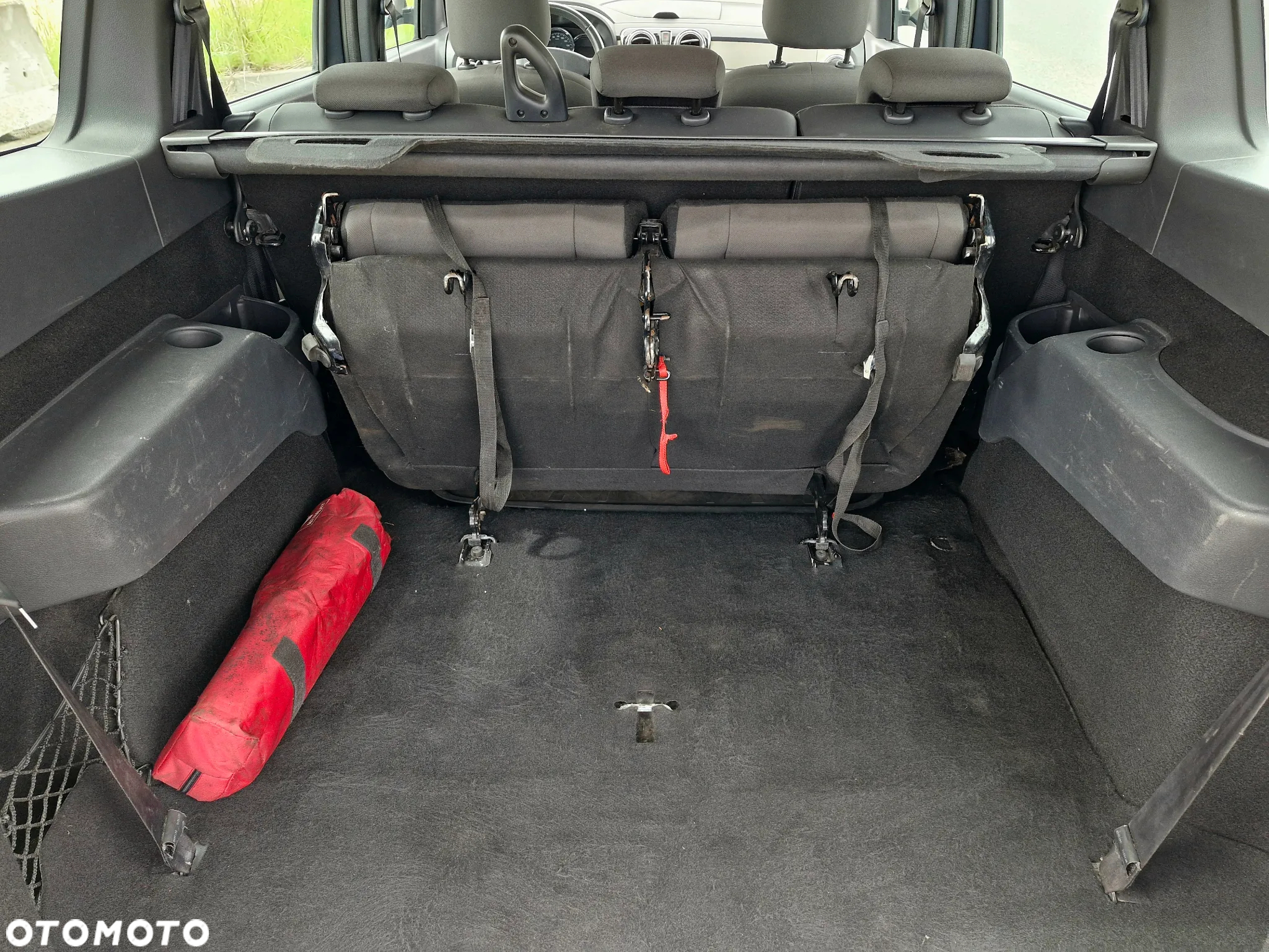 Dacia Lodgy 1.6 SCe Ambiance S&S - 16