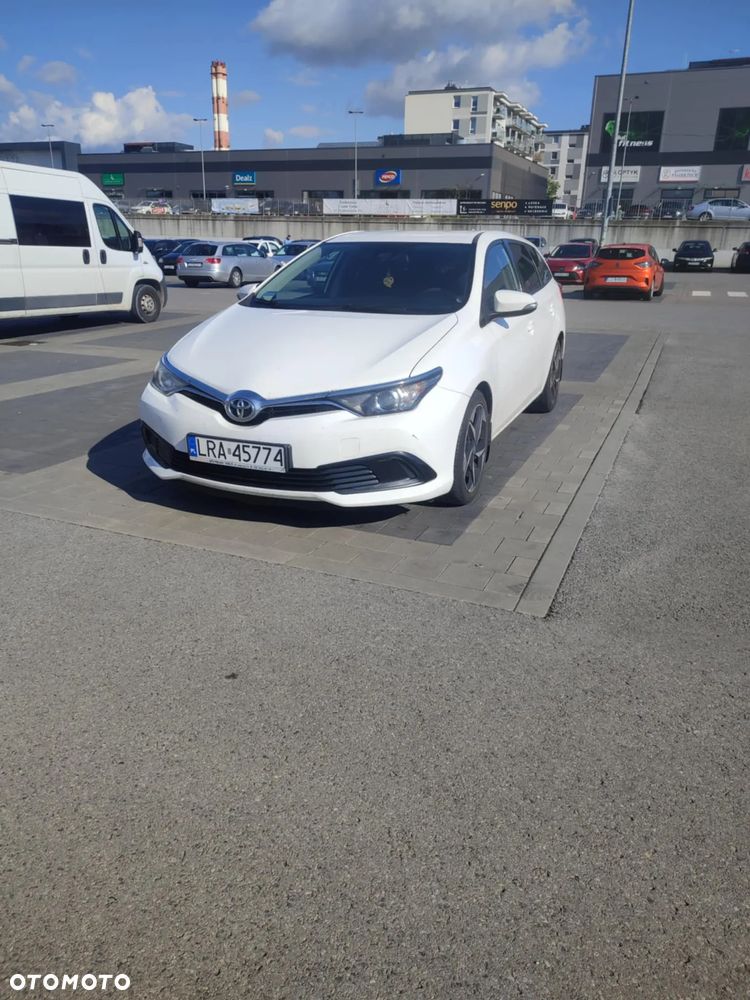 Toyota Auris 1.4 D-4D Comfort - 2