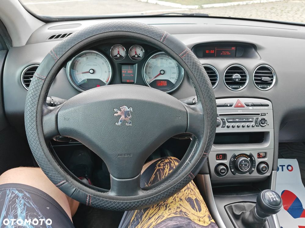 Peugeot 308 1.6 Premium - 23