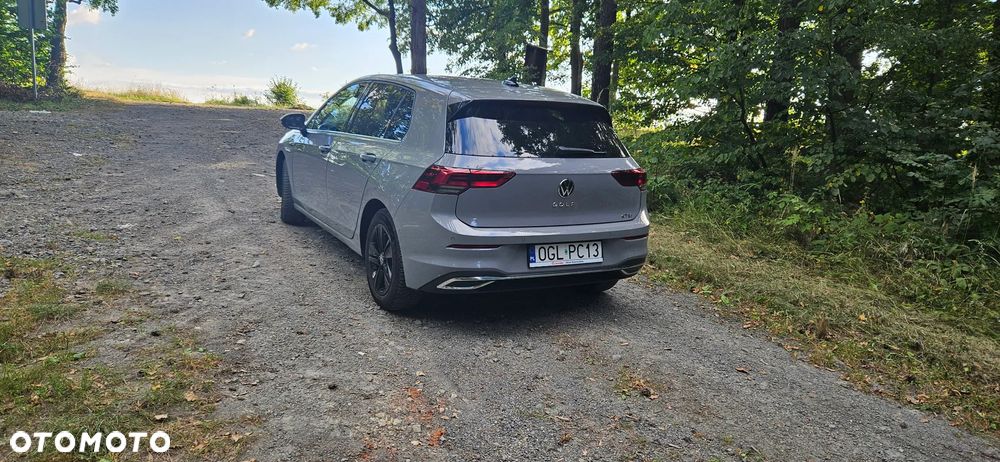 Volkswagen Golf 1.5 eTSI OPF DSG Style - 6