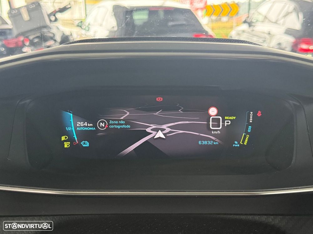 Peugeot e-2008 50 kWh GT Pack - 48